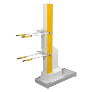 ZA07 reciprocator with two spray guns mounted on a vertical yellow and silver lifting column